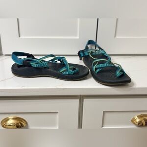 Chaco ZX2 Vibram Hiking Sandals Blue Strappy Women’s 9 Outdoor Comfort